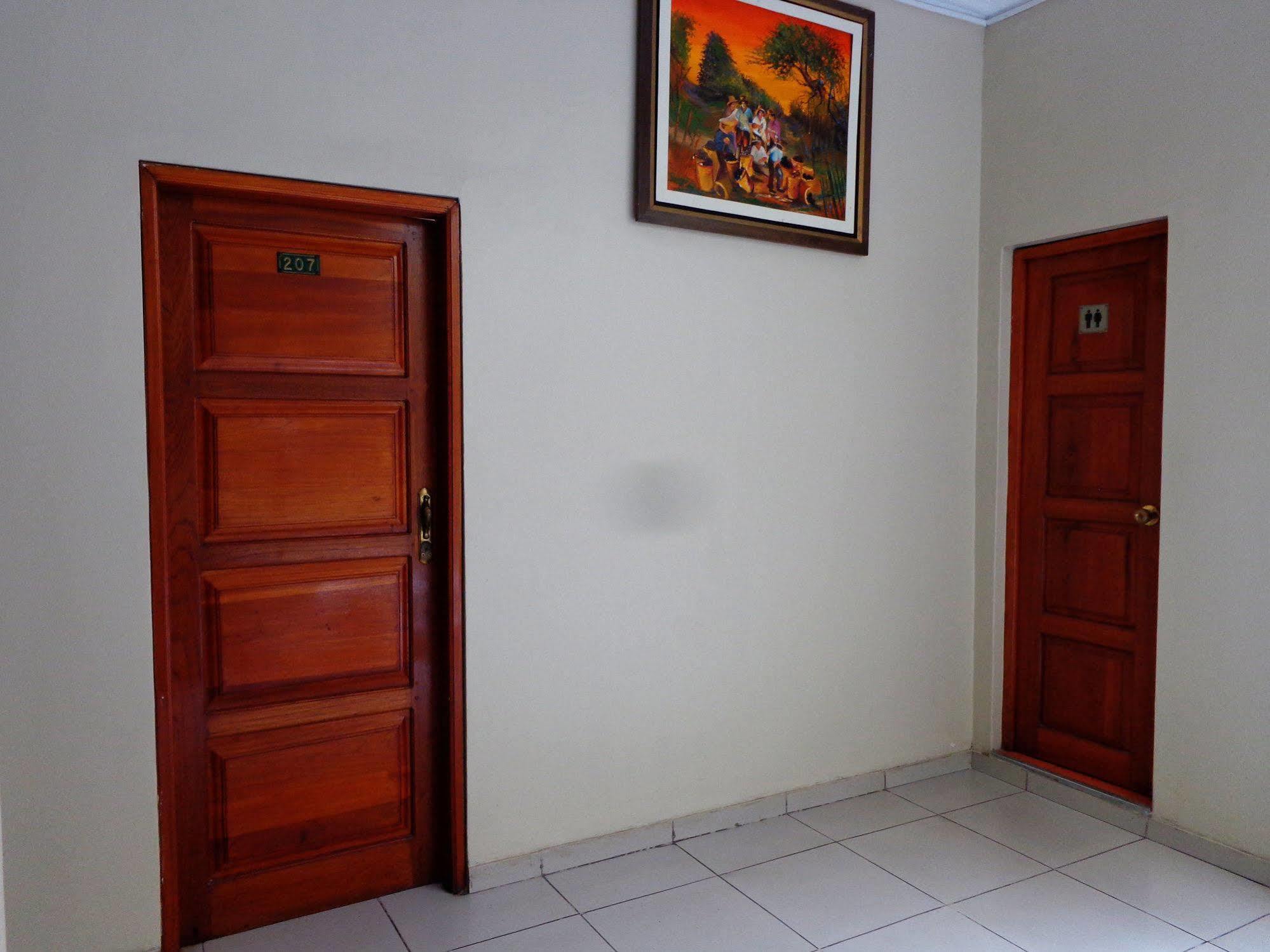 Hotel Colon Plaza Ica Zewnętrze zdjęcie