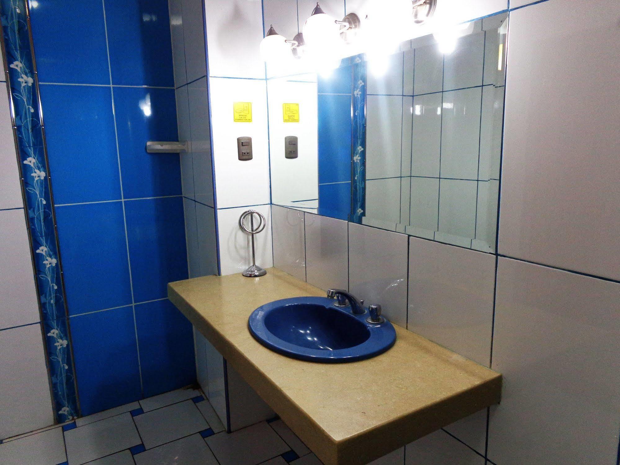 Hotel Colon Plaza Ica Zewnętrze zdjęcie